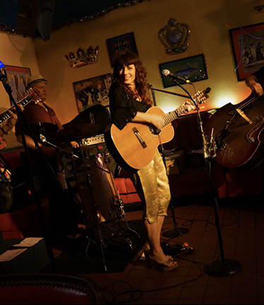 L'il Mo & the Monicats